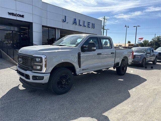 2026 Ford F-250 Super Duty XL Crew Cab 4WD