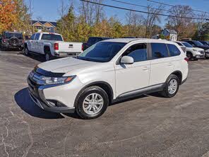 Mitsubishi Outlander ES FWD