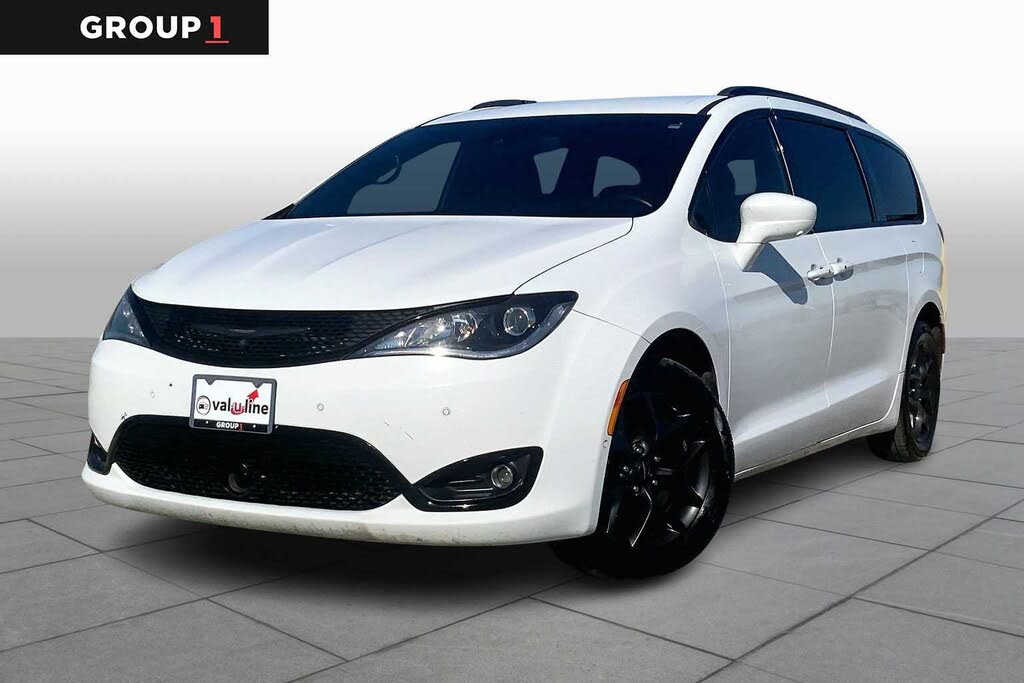 2020 Chrysler Pacifica Touring L Plus FWD