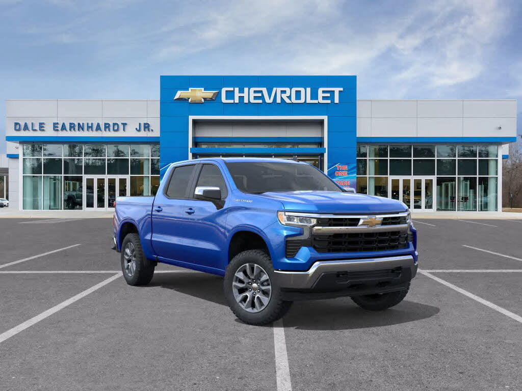 2026 Chevrolet Silverado 1500 LT Crew Cab 4WD