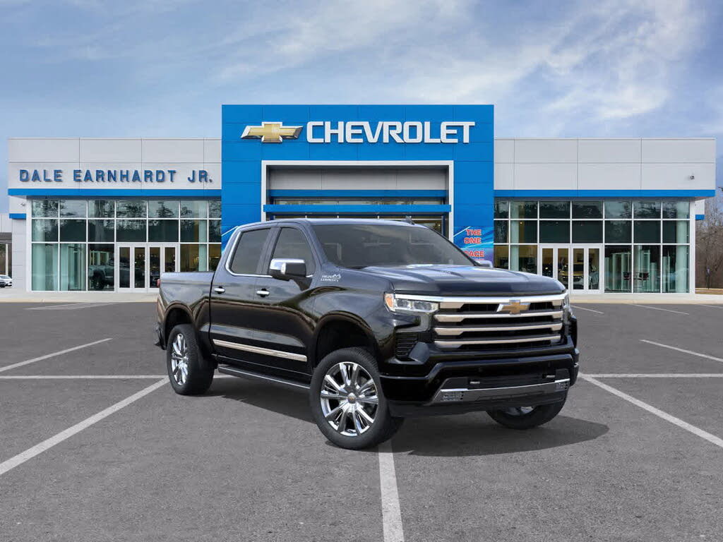 2026 Chevrolet Silverado 1500 High Country Crew Cab 4WD