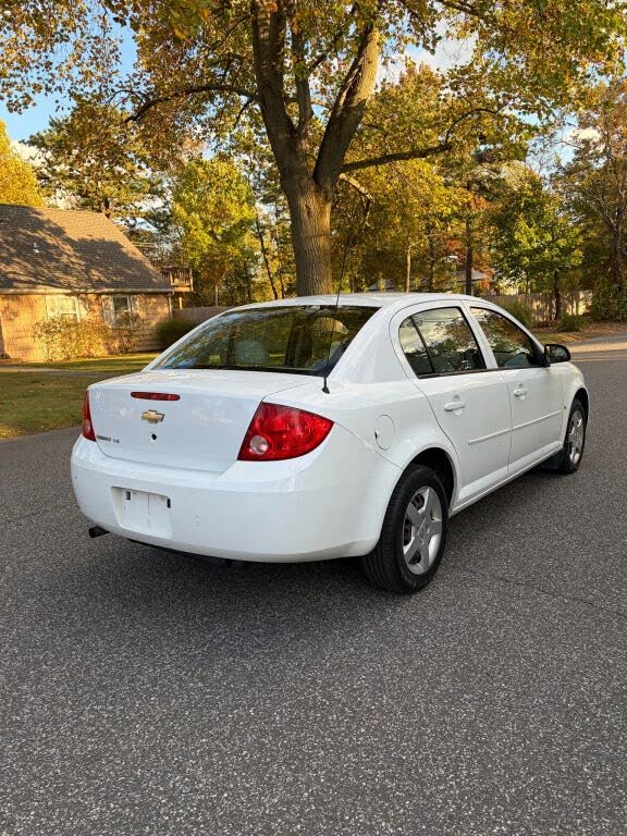 2007 Chevrolet Cobalt LS Sedan FWD