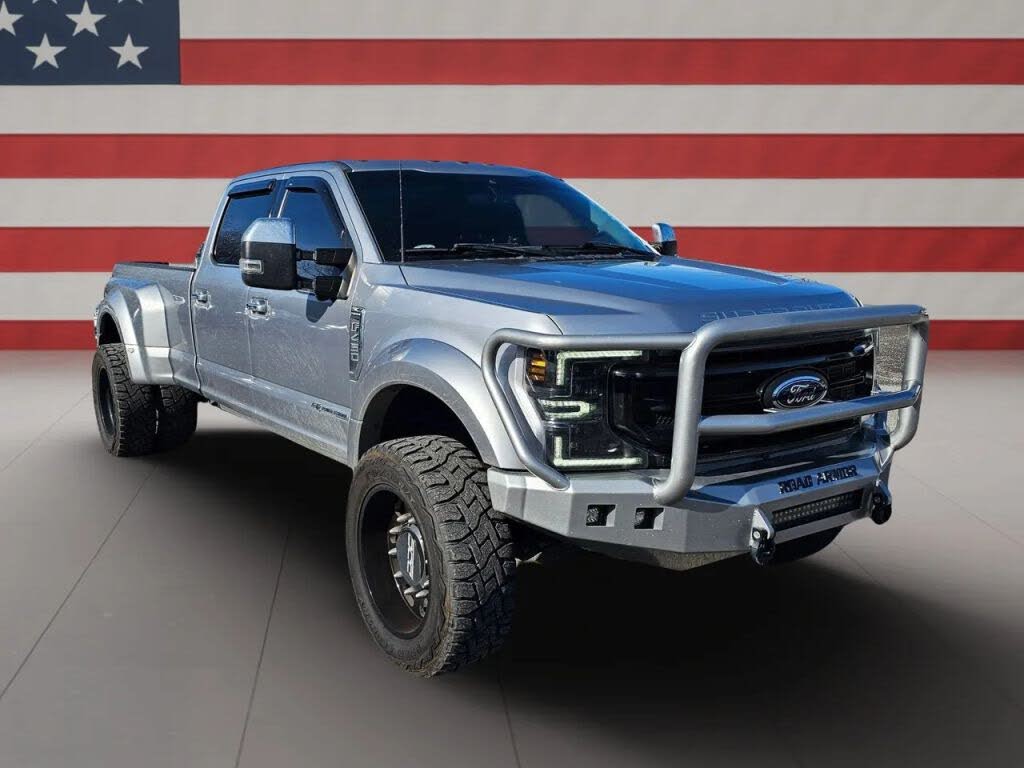 2022 Ford F-450 Super Duty Platinum Crew Cab LB DRW 4WD