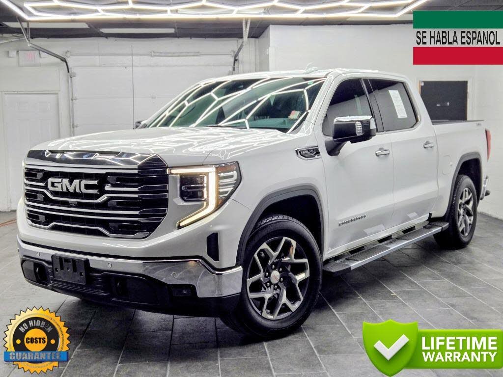 2022 GMC Sierra 1500 SLT Crew Cab 4WD