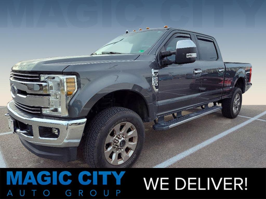 2019 Ford F-250 Super Duty Lariat Crew Cab 4WD