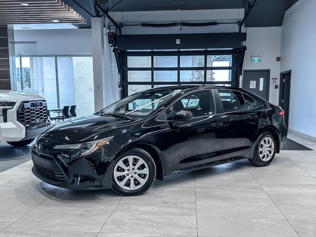2023 Toyota Corolla LE FWD