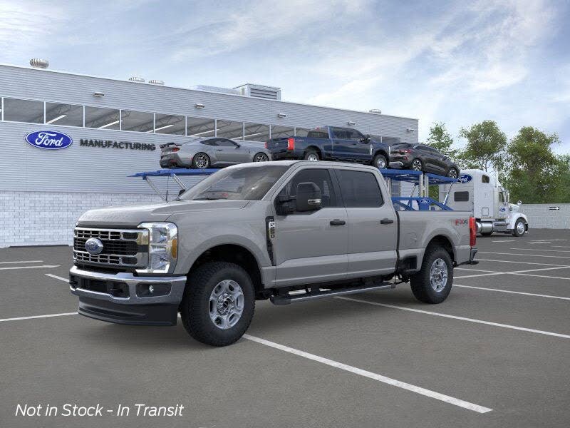 2026 Ford F-250 Super Duty XLT Crew Cab 4WD