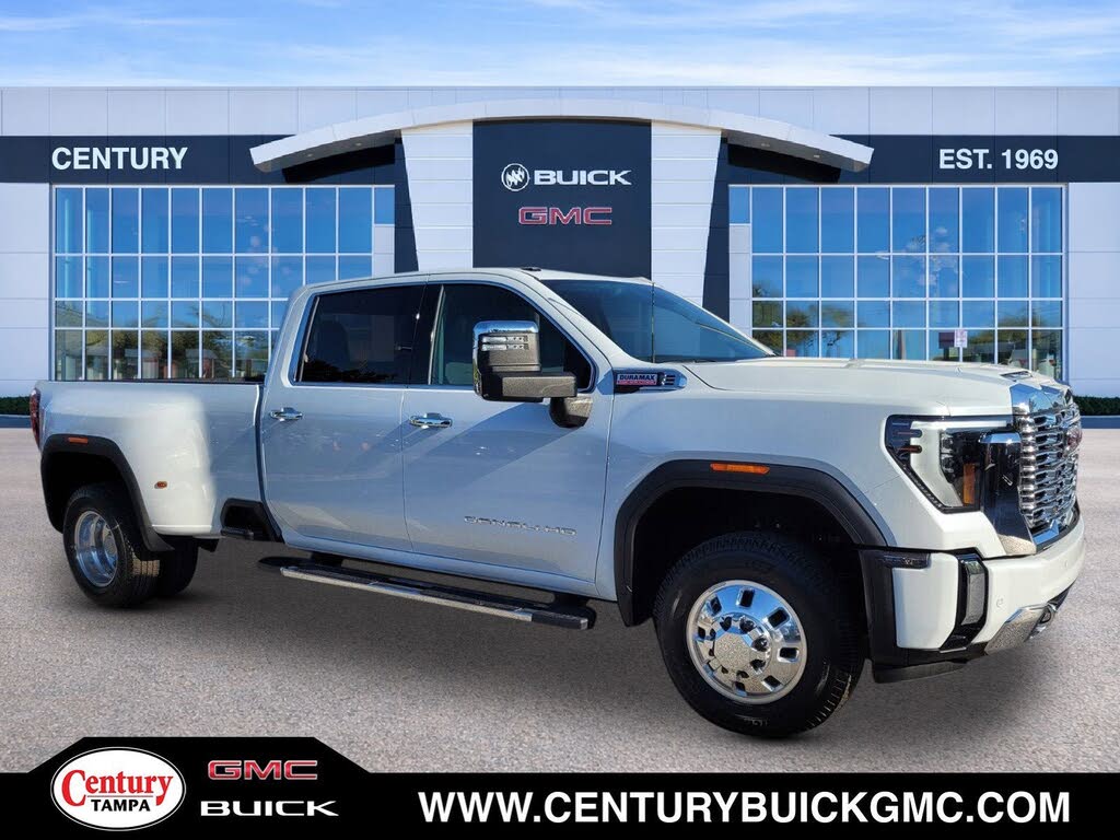 2026 GMC Sierra 3500HD Denali Crew Cab 4WD