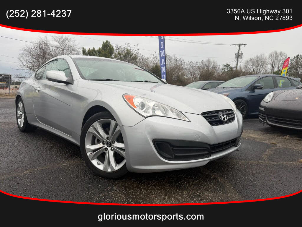 2011 Hyundai Genesis Coupe 2.0T RWD