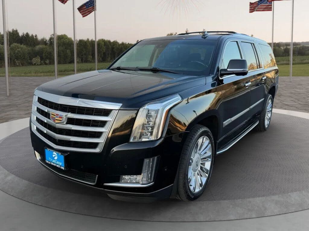 2018 Cadillac Escalade ESV Luxury 4WD