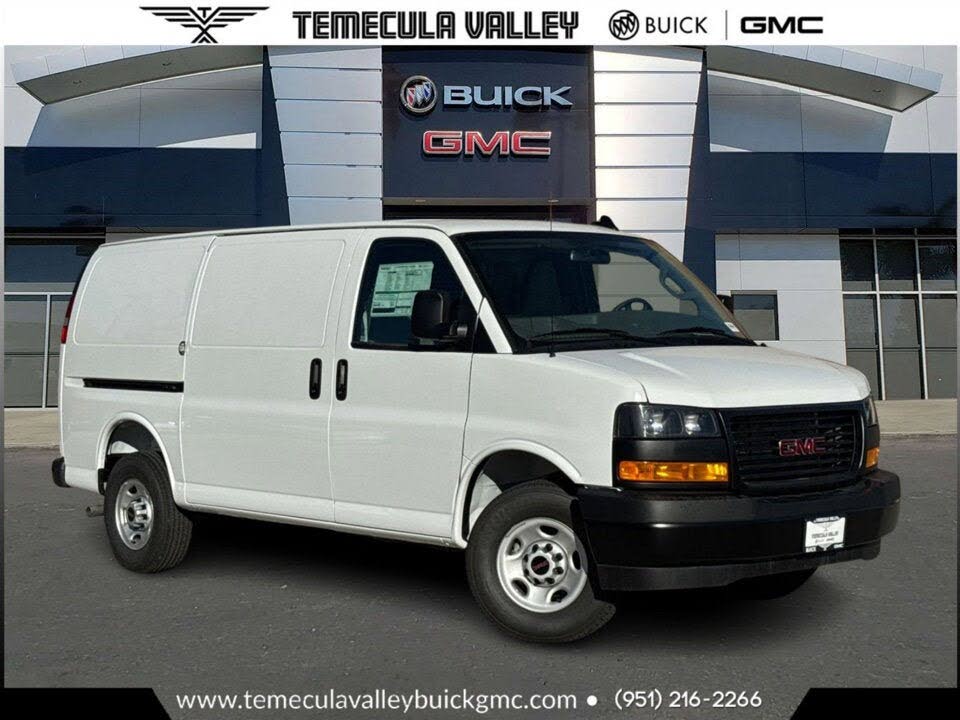 2025 GMC Savana Cargo 2500 RWD