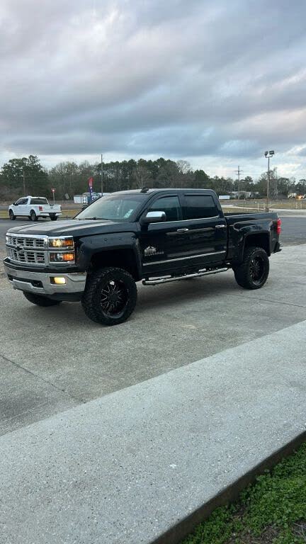 2015 Chevrolet Silverado 1500 LTZ Z71 Crew Cab 4WD