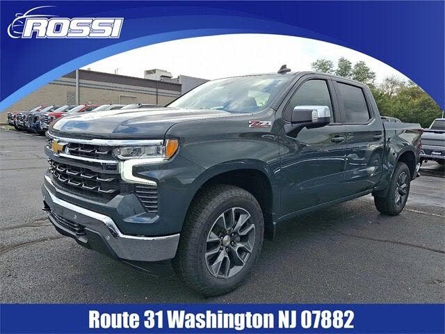 2026 Chevrolet Silverado 1500 LT Crew Cab 4WD