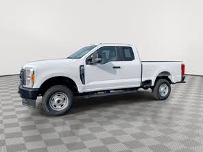 Ford F-350 Super Duty XL SuperCab 4WD