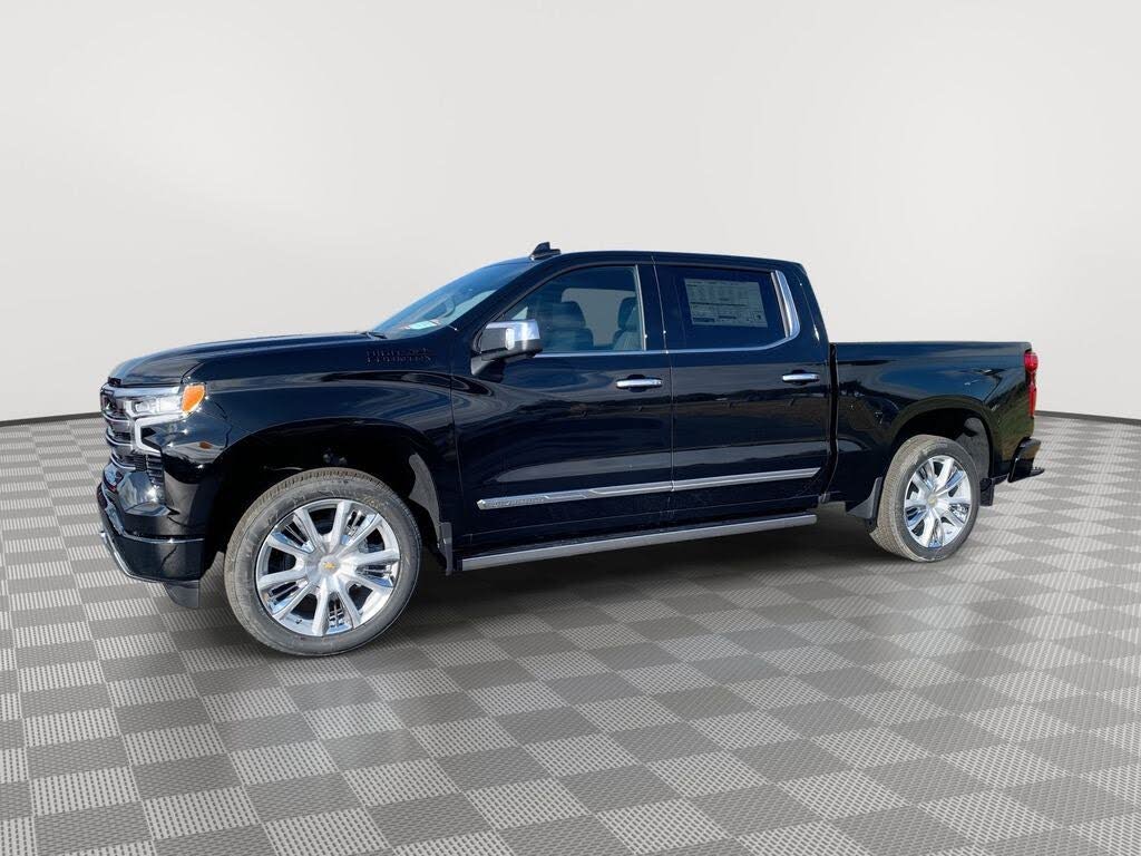 2026 Chevrolet Silverado 1500 High Country Crew Cab 4WD