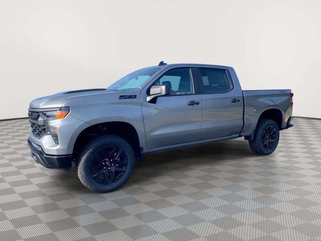 2026 Chevrolet Silverado 1500 Custom Trail Boss Crew Cab 4WD