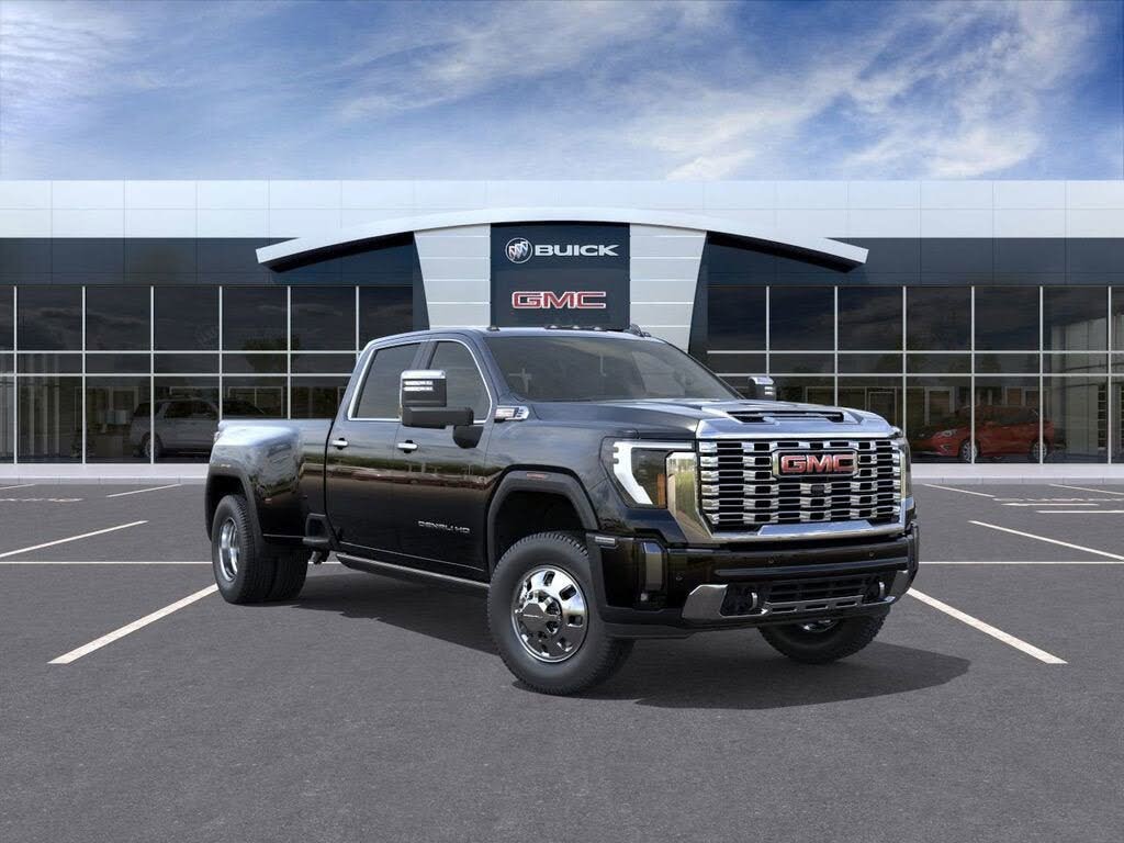 2026 GMC Sierra 3500HD Denali Crew Cab 4WD
