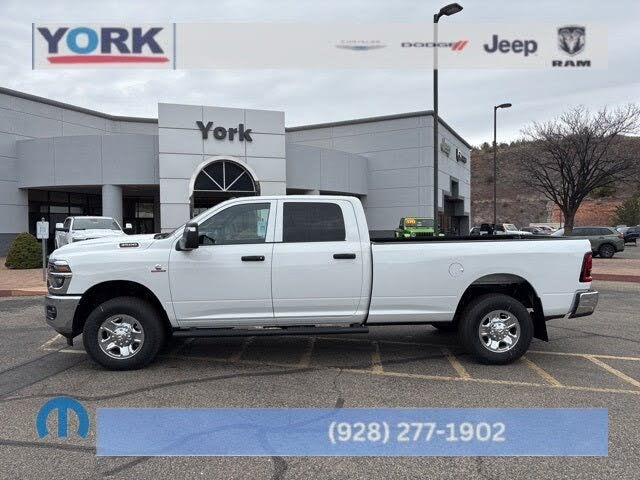 2026 RAM 3500 Tradesman Crew Cab LB 4WD