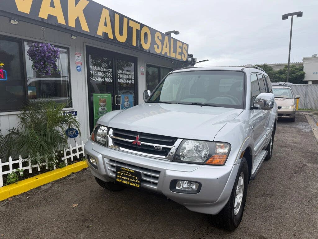 2001 Mitsubishi Montero Limited 4WD