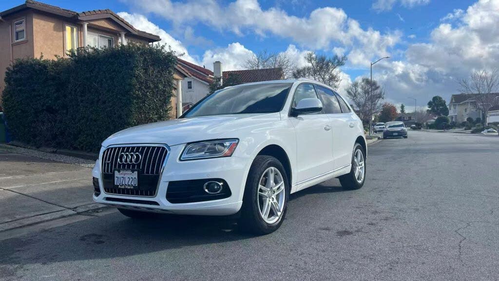 2017 Audi Q5 2.0T quattro Premium Plus