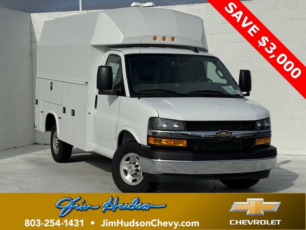 2025 Chevrolet Express Chassis 3500 Cutaway 139