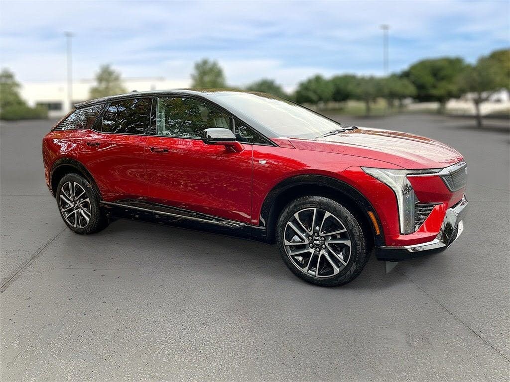 2026 Cadillac OPTIQ Premium Sport AWD