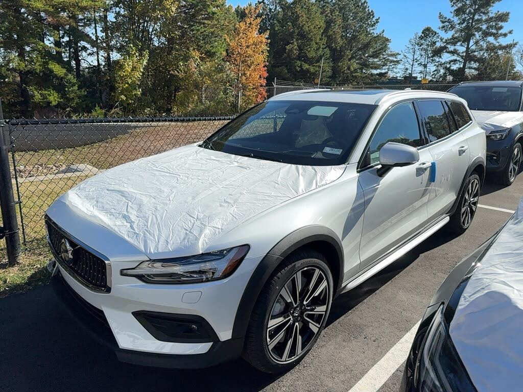 2026 Volvo V60 Cross Country B5 Ultra AWD