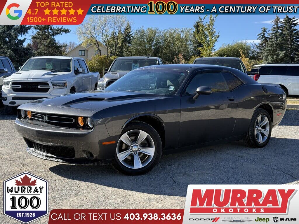 2017 Dodge Challenger SXT RWD