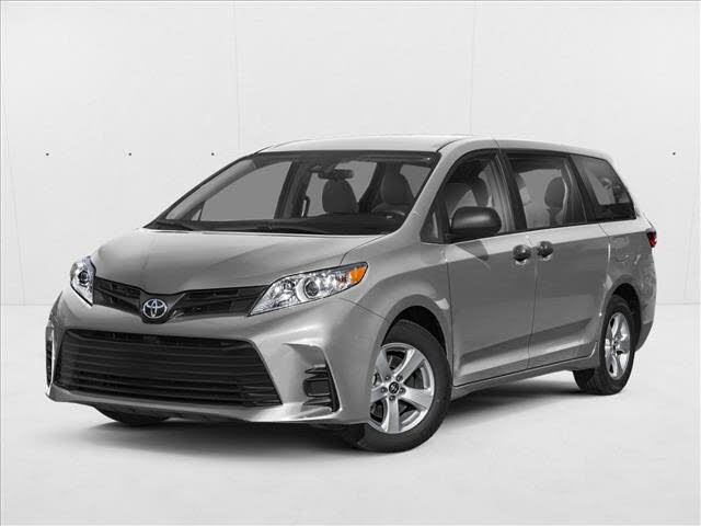 2018 Toyota Sienna XLE 7-Passenger FWD with Auto-Access Seat