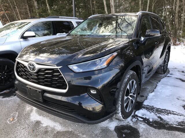 2022 Toyota Highlander XLE AWD