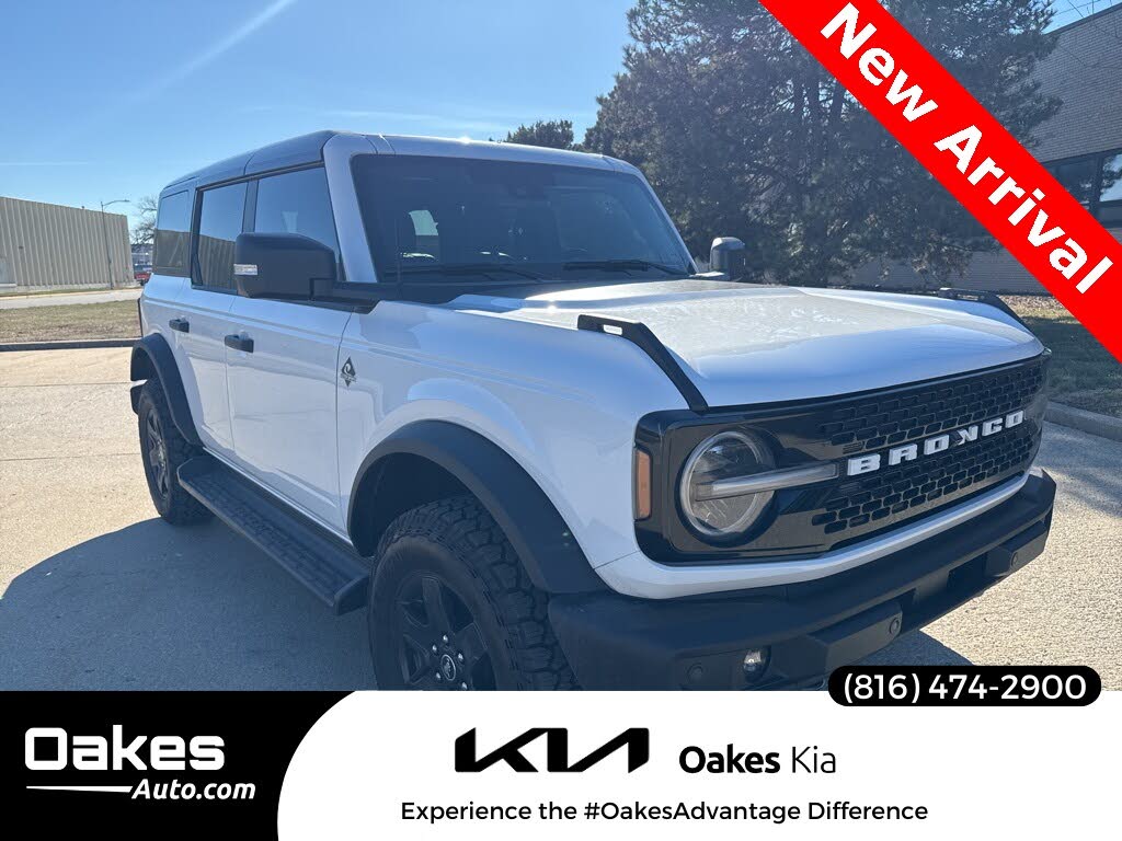 2025 Ford Bronco Outer Banks 4-Door 4WD