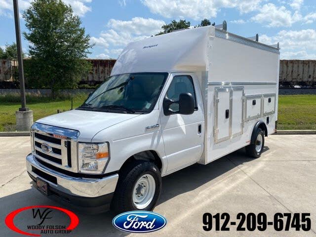 2025 Ford E-Series Chassis E-350 SD Cutaway SB DRW RWD