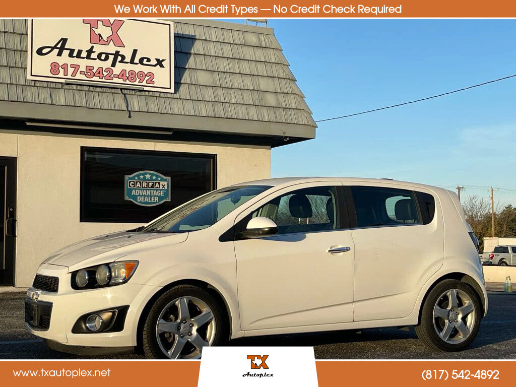 2016 Chevrolet Sonic LTZ Hatchback FWD