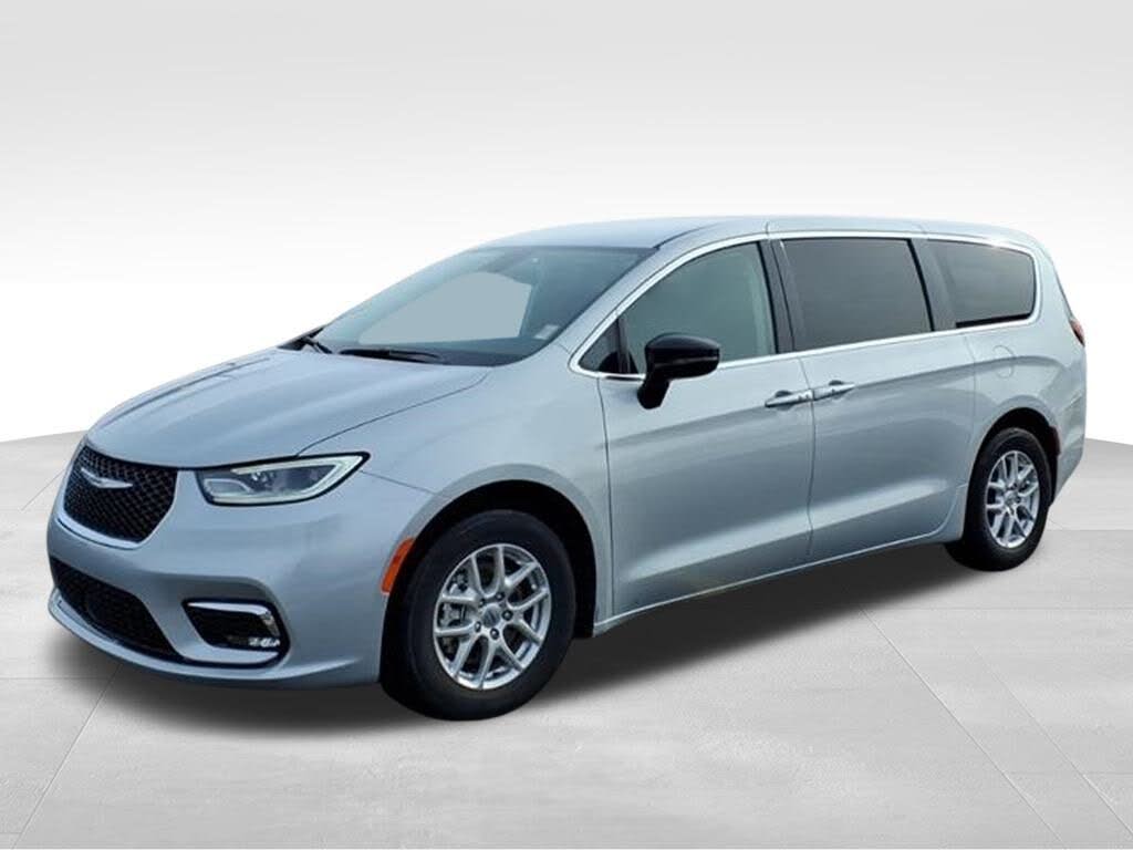 2024 Chrysler Pacifica Touring L FWD