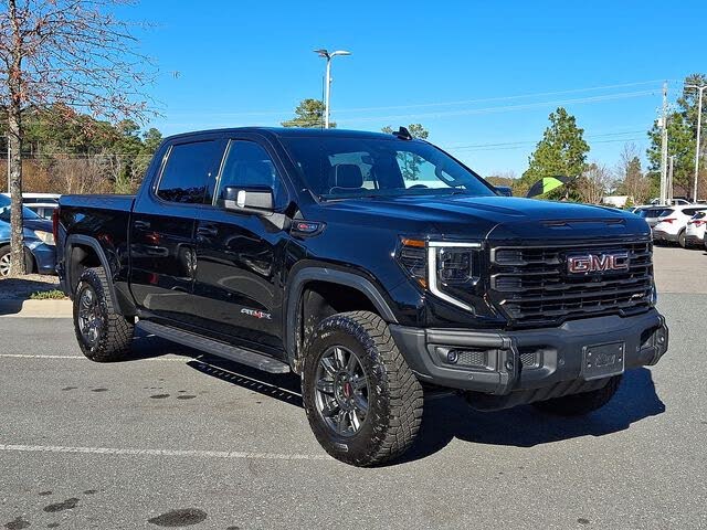 2025 GMC Sierra 1500 AT4X Crew Cab 4WD