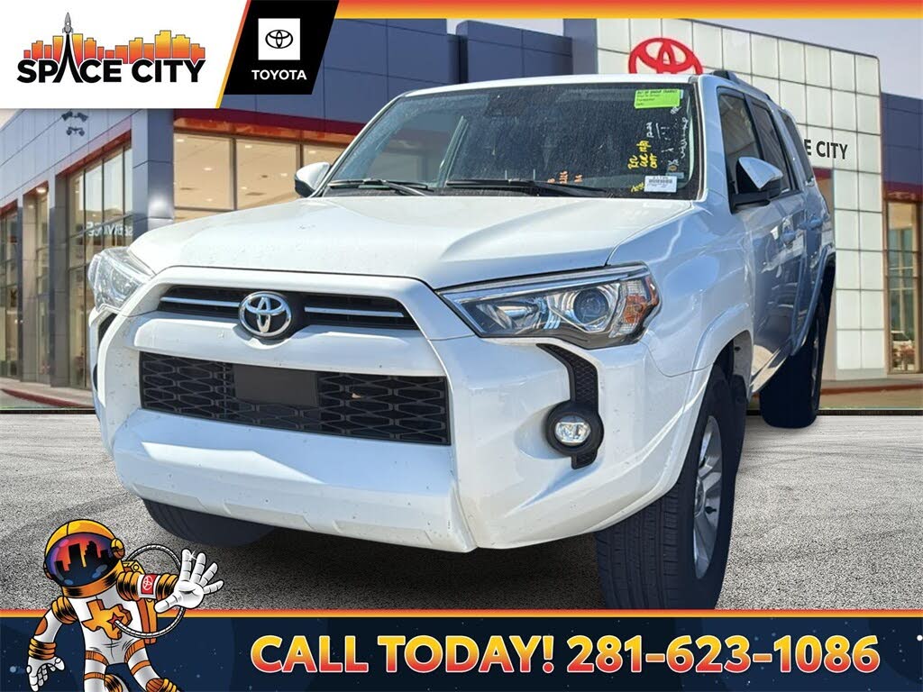 2024 Toyota 4Runner SR5 RWD