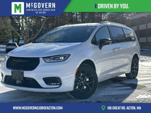 2026 Chrysler Pacifica Select AWD