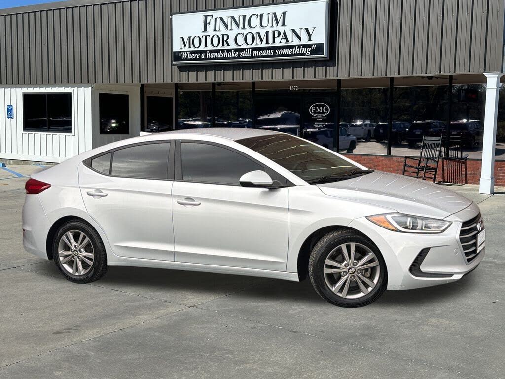 2017 Hyundai Elantra SE FWD