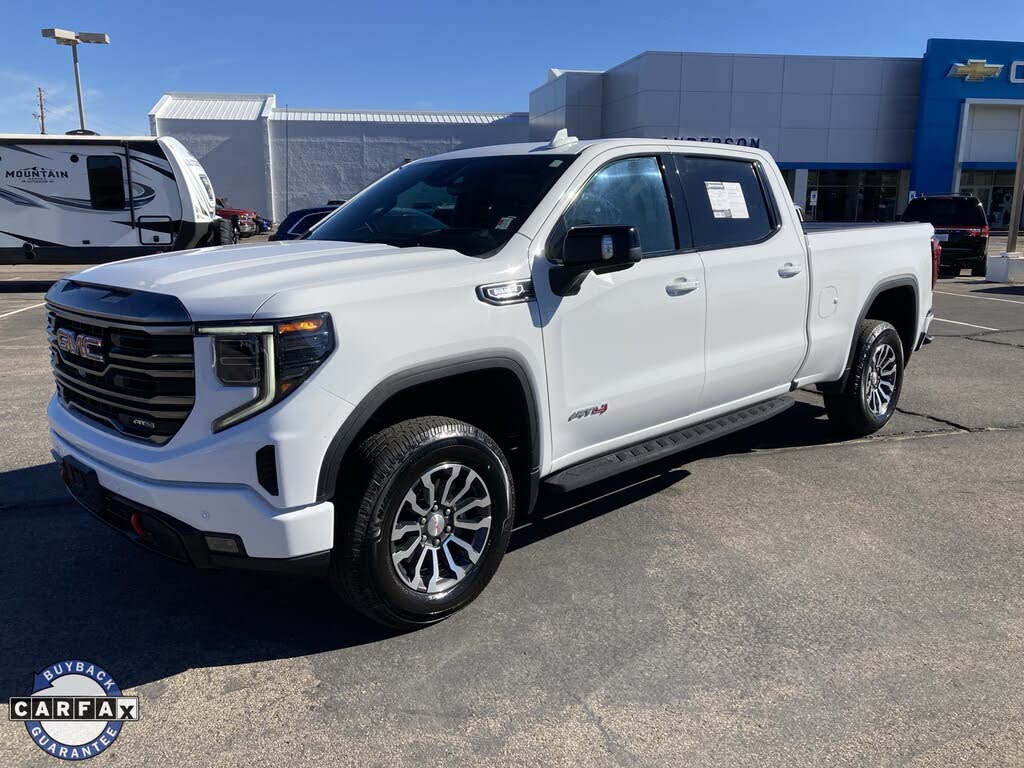 2022 GMC Sierra 1500 AT4 Crew Cab 4WD