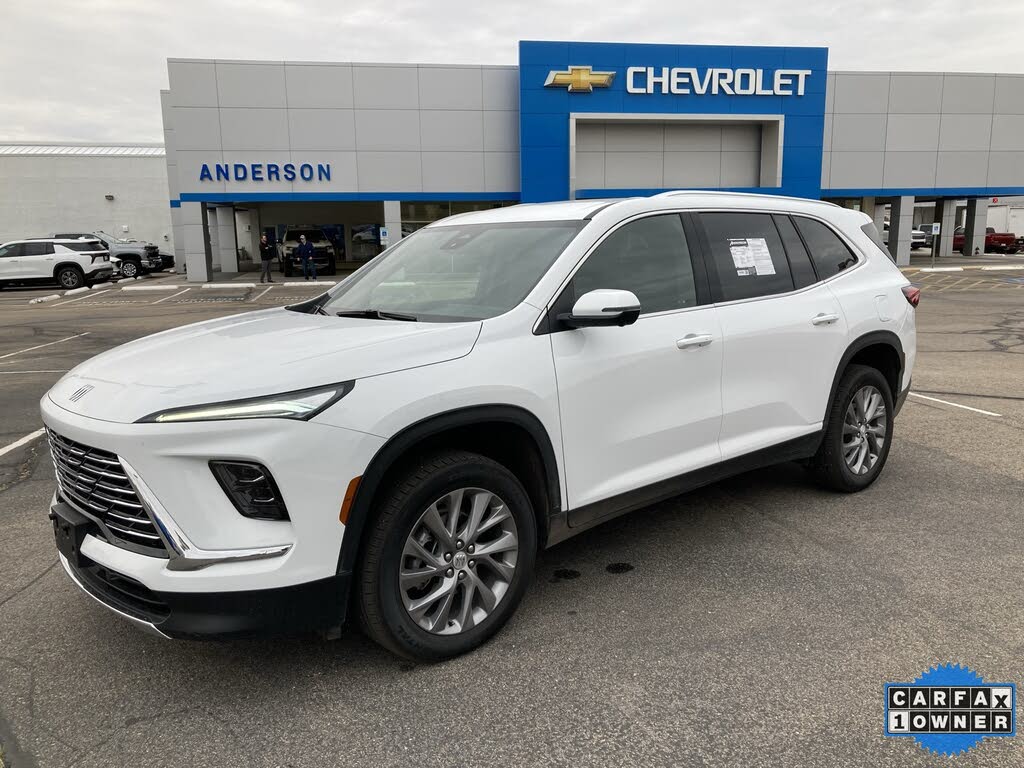 2025 Buick Enclave Preferred FWD