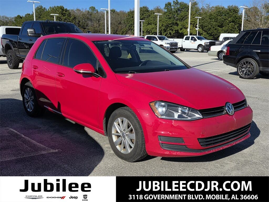 2016 Volkswagen Golf TSI S 4-Door FWD
