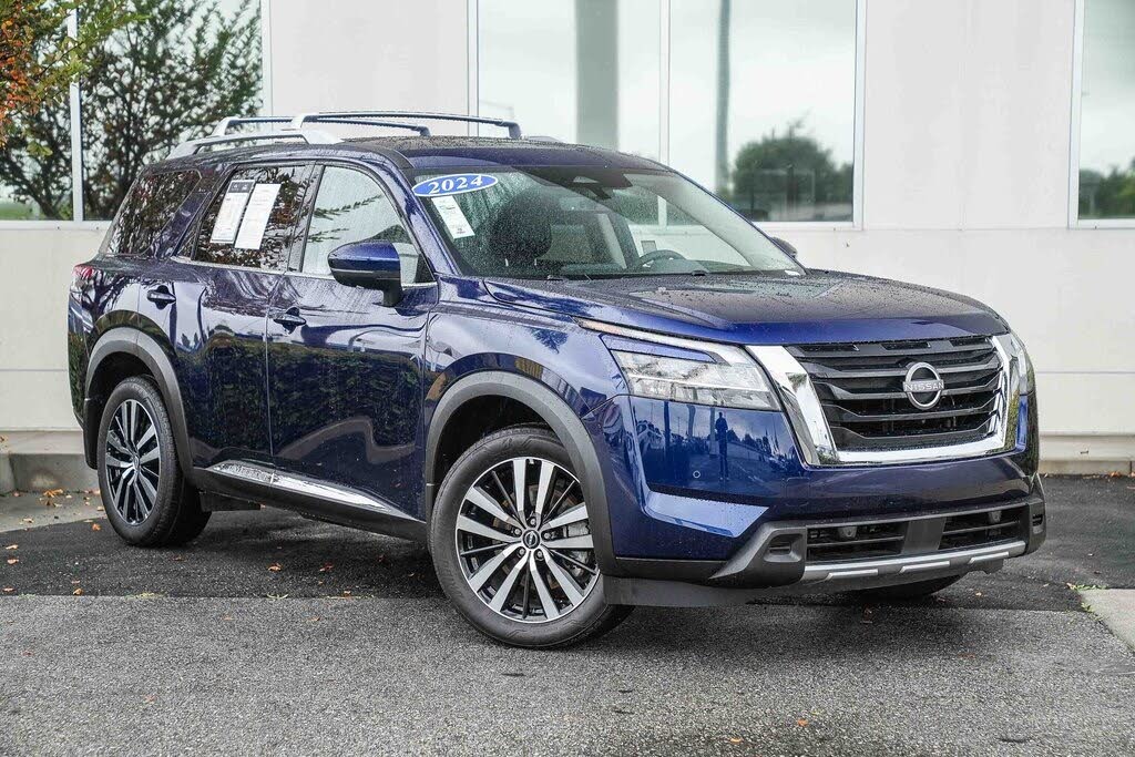 2024 Nissan Pathfinder Platinum FWD