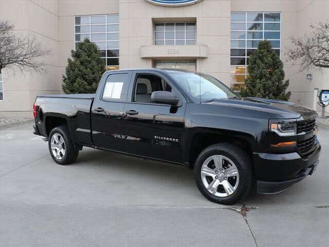 2017 Chevrolet Silverado 1500 Custom Double Cab 4WD