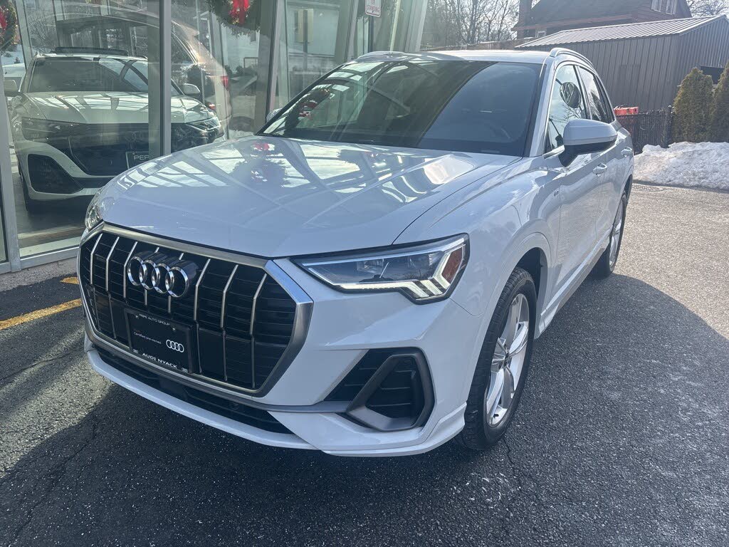 2023 Audi Q3 quattro Premium S Line 45 TFSI