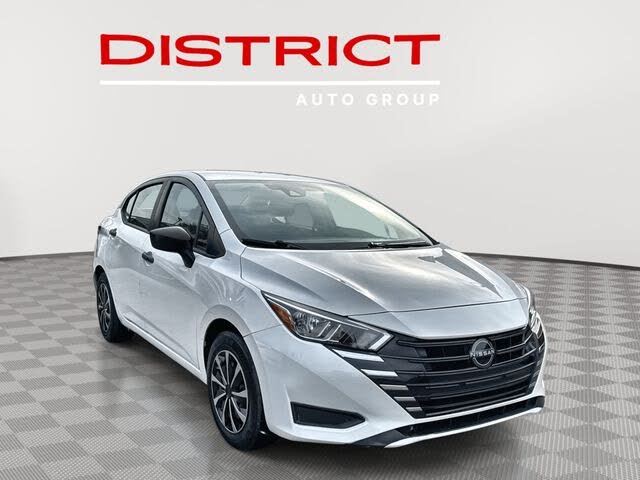 2023 Nissan Versa S FWD