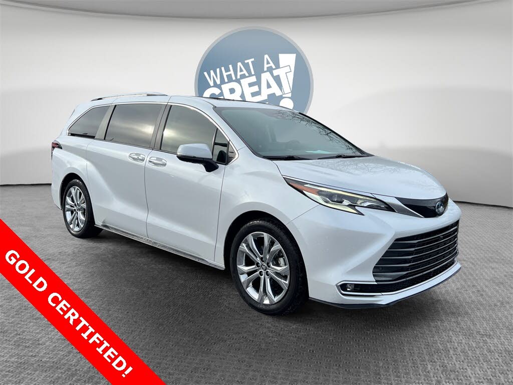 2023 Toyota Sienna Platinum 7-Passenger FWD