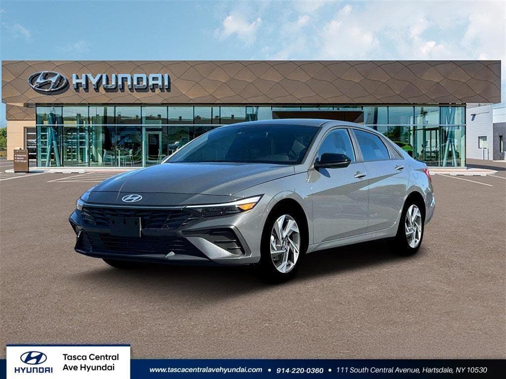 2025 Hyundai Elantra SEL Sport FWD