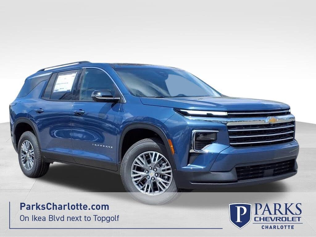 2026 Chevrolet Traverse LT FWD
