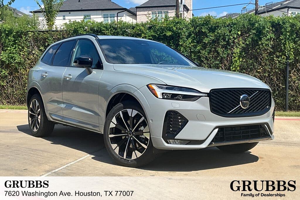2026 Volvo XC60 B5 Plus AWD