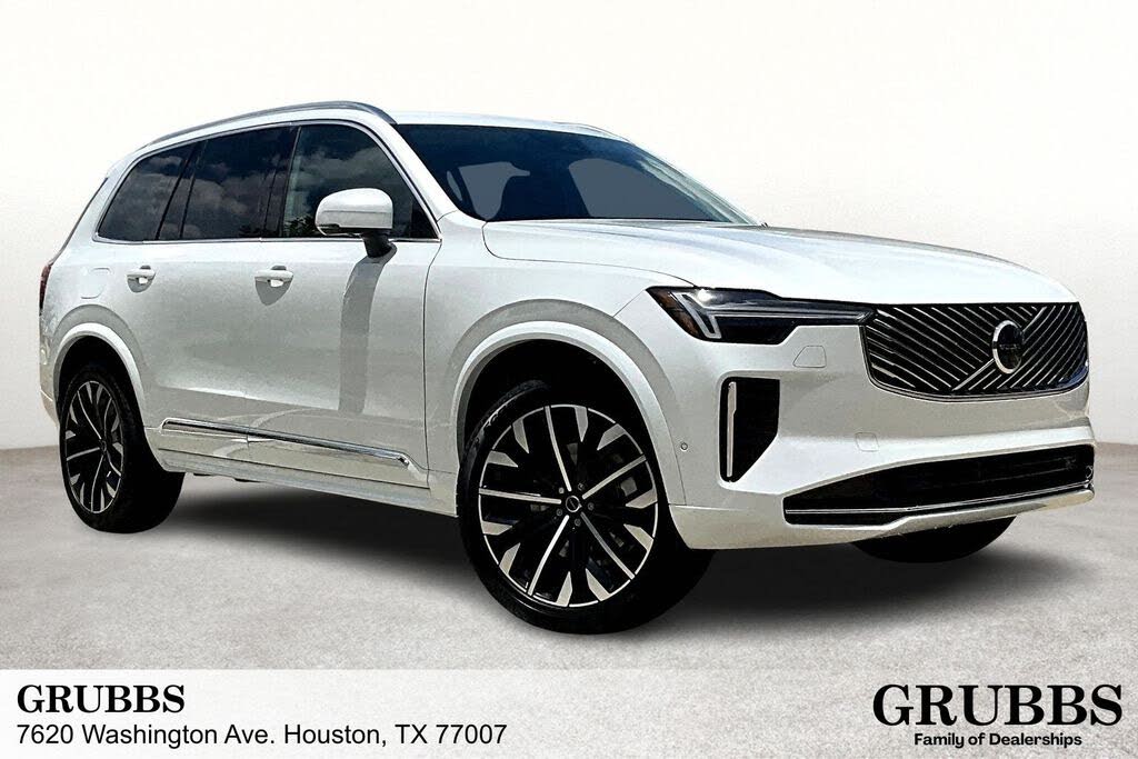 2026 Volvo XC90 B5 Plus 7-Passenger AWD